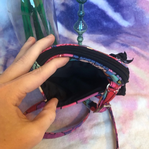 Vera Bradley Crossbody - Picture 9 of 13